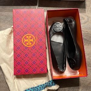 Tory Burch classic minnie travel ballet - super soft - almost new